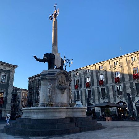 Donna Luisa-Catania Charming Leilighet Eksteriør bilde